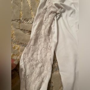 White Romfh Show Shirt with lace